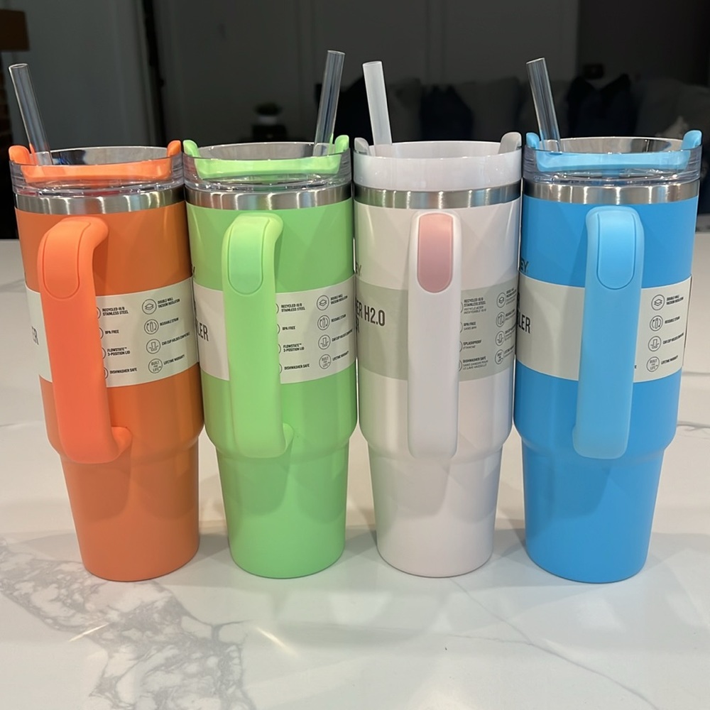 AUTHENTIC. STANLEY TUMBLER BUNDLE!! - Picture 6 of 16